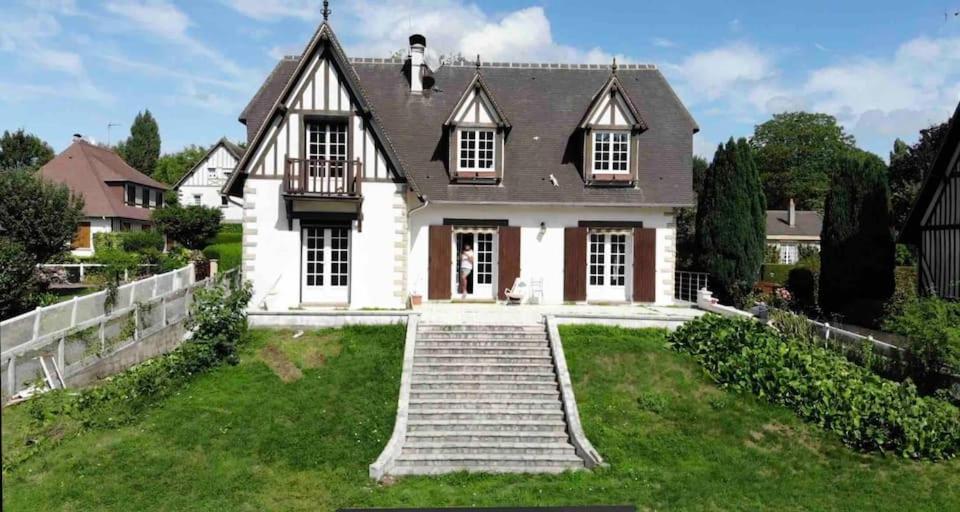 Villa Bonaparte Тук Екстериор снимка